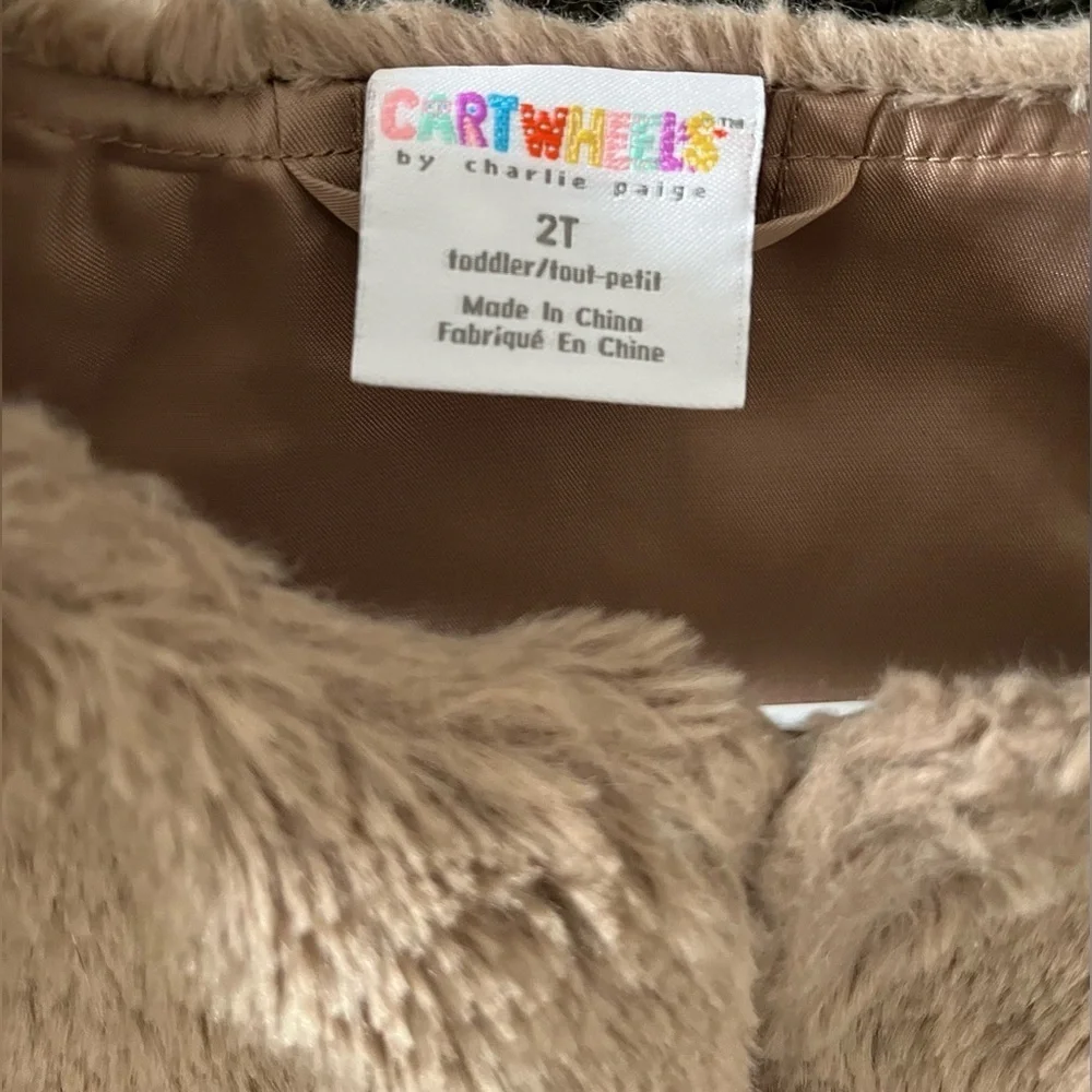 Charlie Paige Girl’s Faux Fur Vest, 1-Button Closure, 100% Polyester; Size 2T